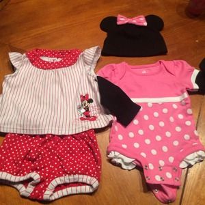 Bundle - Minnie Mouse baby outfits + Xmas Outfit