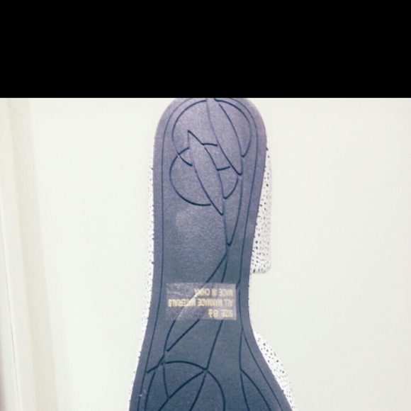 SOLD!! - Picture 3 of 3