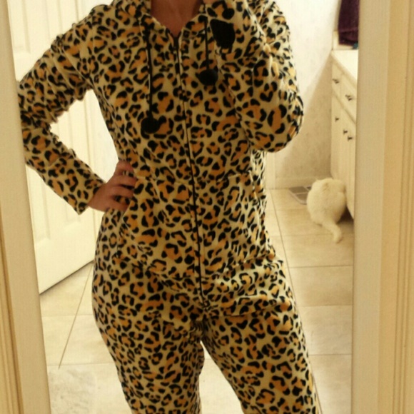 Reduced! Ridiculously Awesome Cat onsie