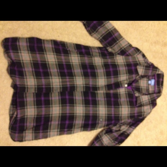 Vera Wang night shirt