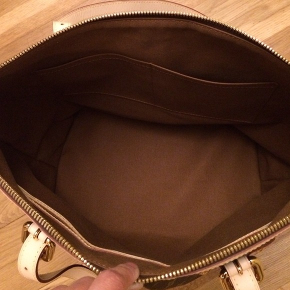 Authentic Louis Vuitton Palermo GM, NWT - Picture 2 of 4