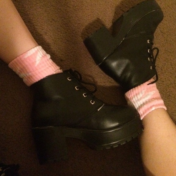 Super cute platform shoes - Picture 3 of 4