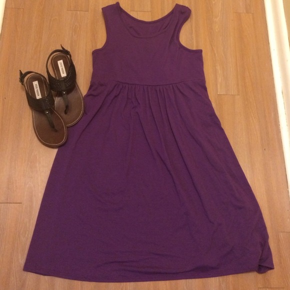 ❌Sold in Bundle❌NWOT! Purple sleeveless dress!