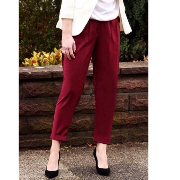 Maroon drawstring pants