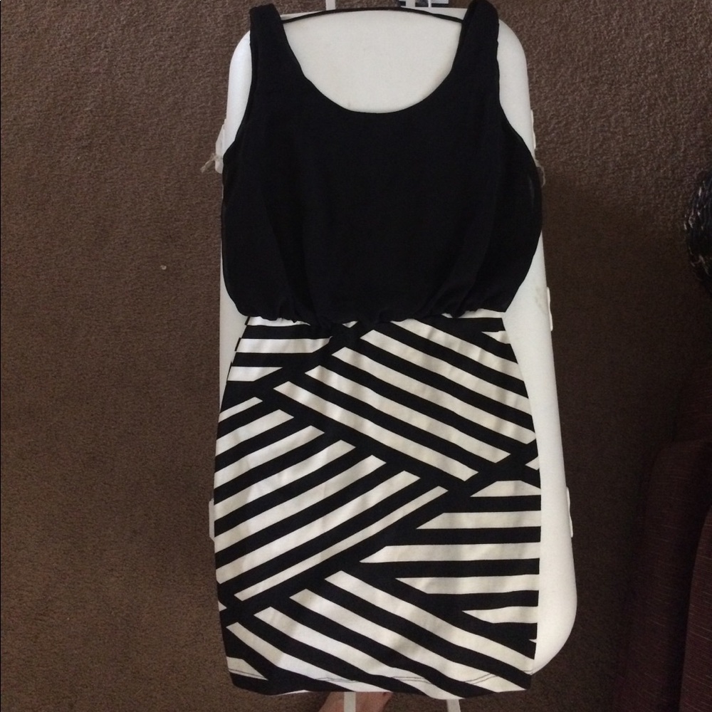 geometric stripe dress
