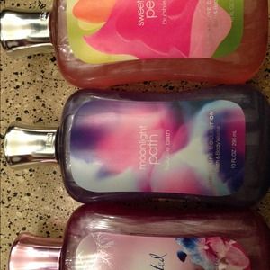 Bath & Body Works Bubble Bath NEW