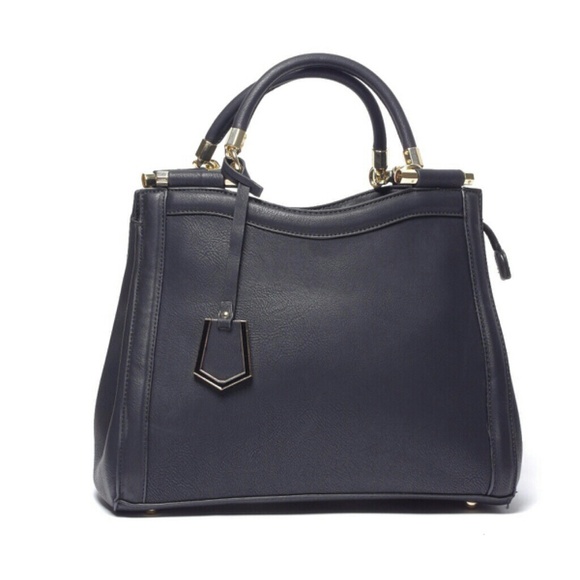Sleek & Sophisticated Bag