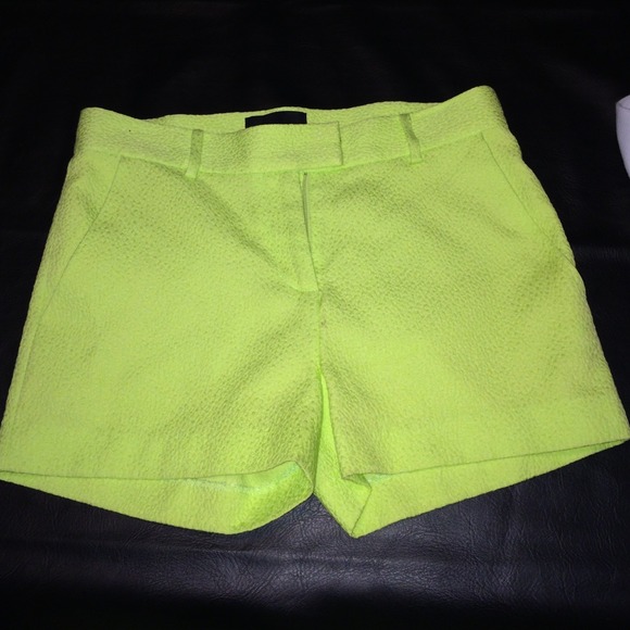 Cynthia Rowley Shorts size 2 Lime Green *NEW