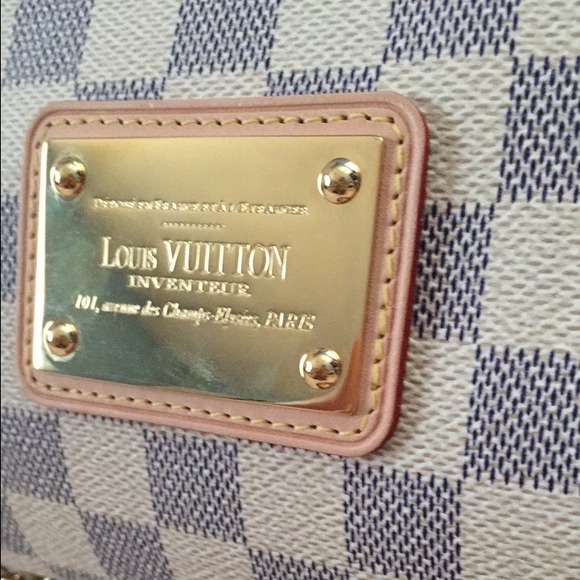 Sold on tradesy Louis Vuitton Eva clutch - Picture 2 of 3