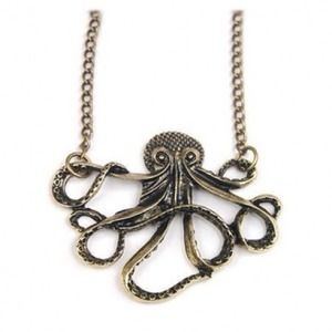 Octopus necklace - bronze kraken