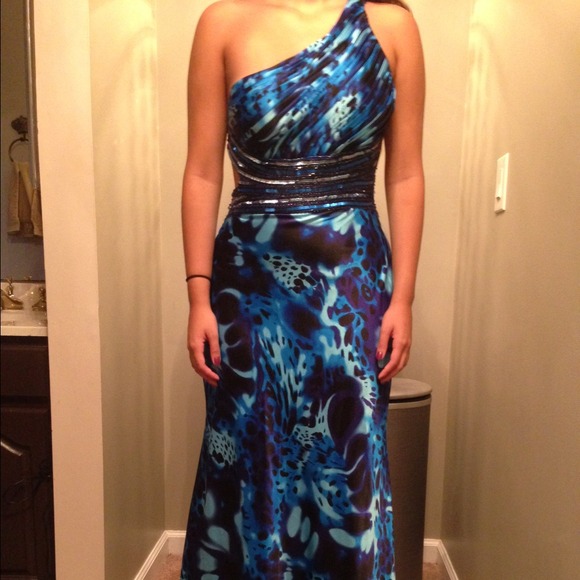 Stunning Blue Prom  Gown