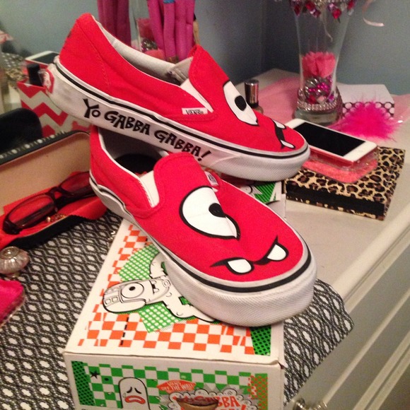 yo gabba gabba! Vans
