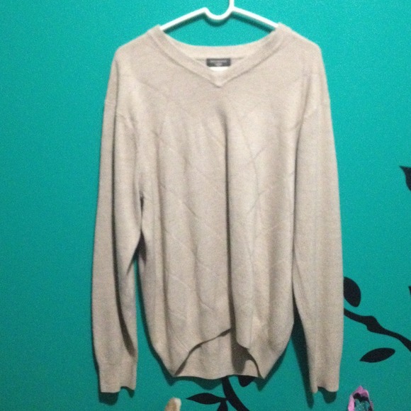oversized dockers sweater.