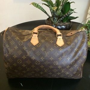 RESERVED Speedy 40 Louis Vuitton