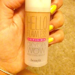 I'm So Glamber Amber By Benefit