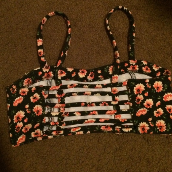 Like brandy Melville chia bralette