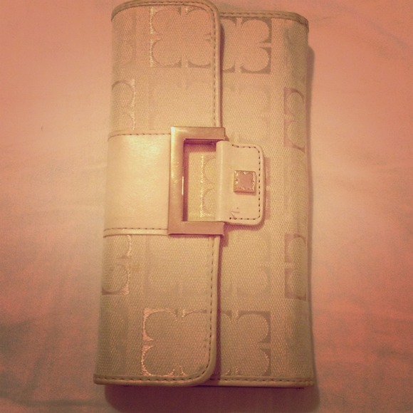 Liz Claiborne wallet