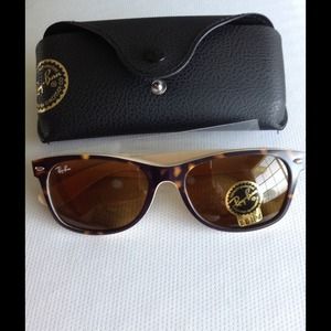 ⛔🚫SOLD🚫⛔ON TRADESY.COM Ray-ban NewWAYFARER