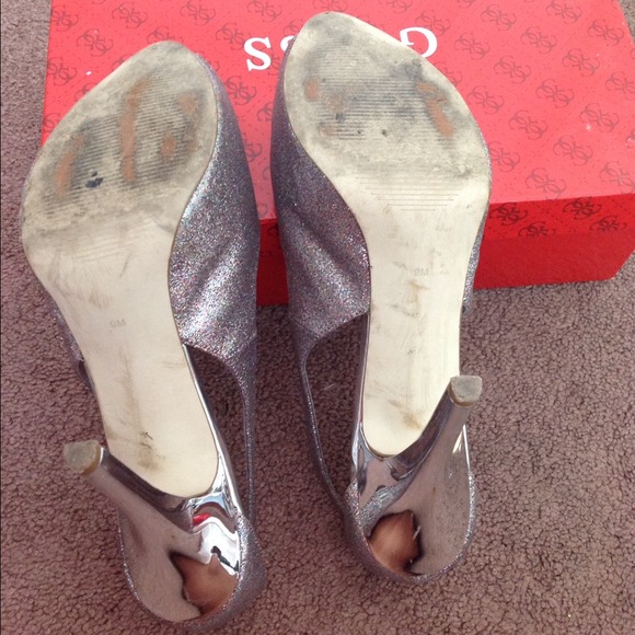 Guess Open Toe Heels - Picture 3 of 3