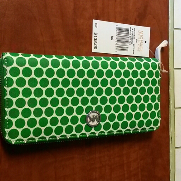 Michael Kors Kiki wallet
