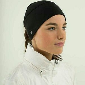 Lululemon Frosty Run Toque