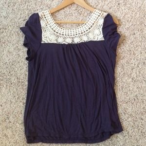 BUNDLE! Adorable Plum American Eagle Top!