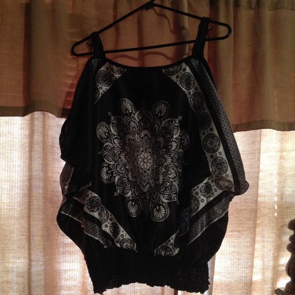 Cute black and white blouse