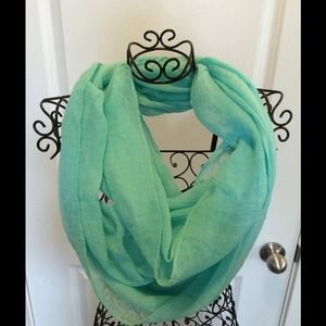 Infinity scarf