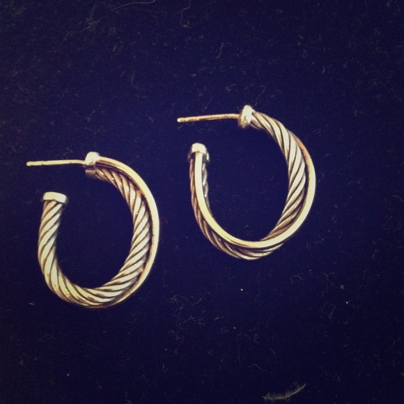 David Yurman Jewelry - 🌺SOLD🌺 in bundle David Yurman hoop earrings