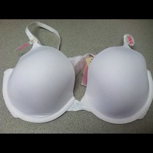 Victoria's Secret Pink Sexy Tee Bra 34C white