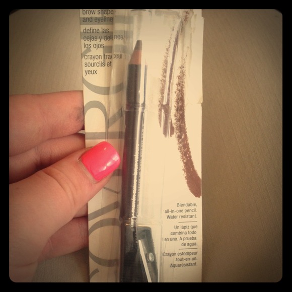 Cover girl brow shaper & liner 👓