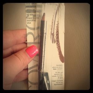 Cover girl brow shaper & liner 👓