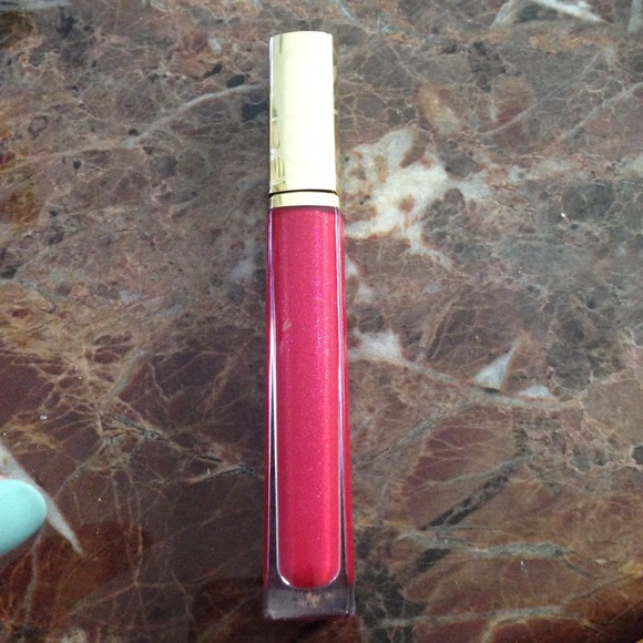 Estée Lauder double dare lipgloss