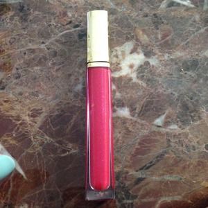 Estée Lauder double dare lipgloss