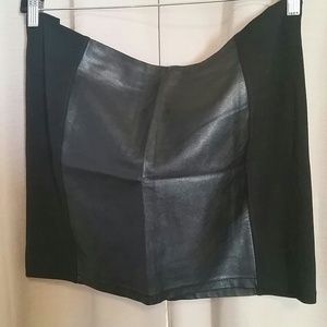Faux leather panel skirt sz 14 Massimo w. back zip