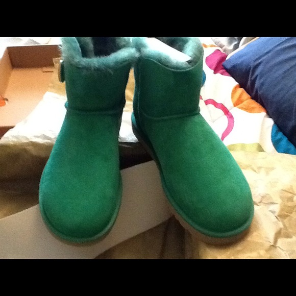 Authentic UGG Mini Bailey Button