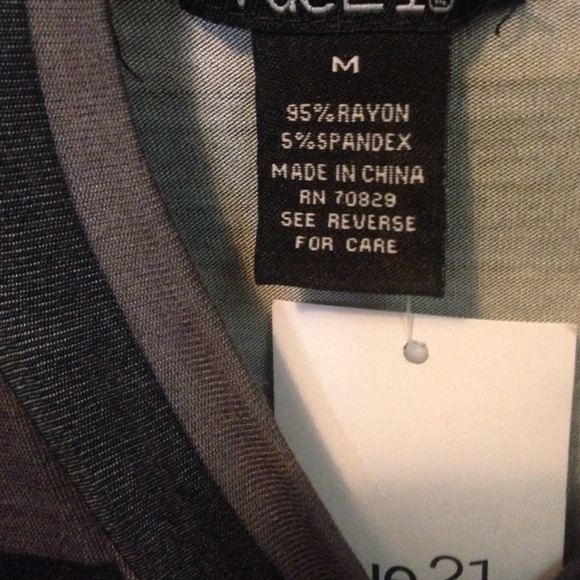 A long sleeved black and grey crop top - Picture 2 of 2