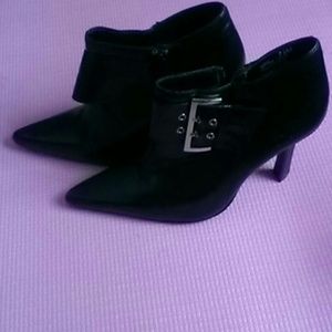 Stylish ankle bootie