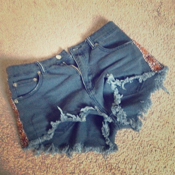 NWOT Aztec High Waisted Shorts
