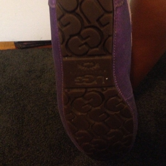 Sparkly purple UGG moccasins - Picture 2 of 3
