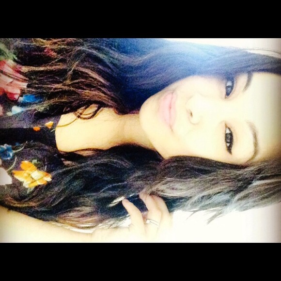 Meet the seller 🌷✨