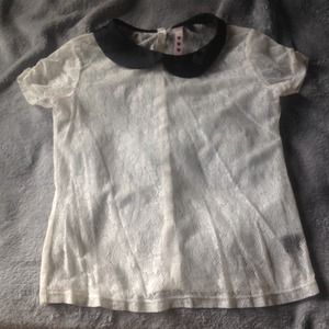 White lace Peter Pan collard top