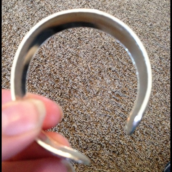 Silver Floral Cuff Bracelet❌SOLD❌ - Picture 3 of 3