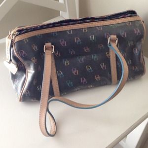 Dooney & Bourke purse