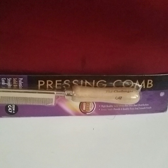 Pressing comb