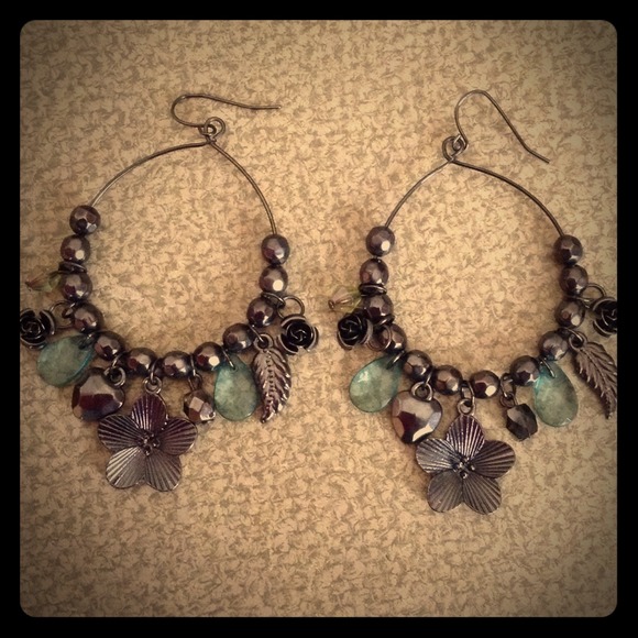🔲Dangle Earrings🔲