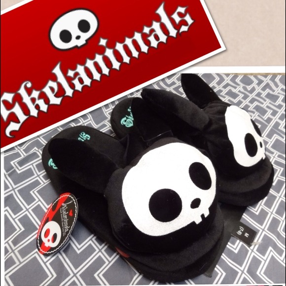 NWT Skelanimals Skull Bunny Slippers size M (7-8)