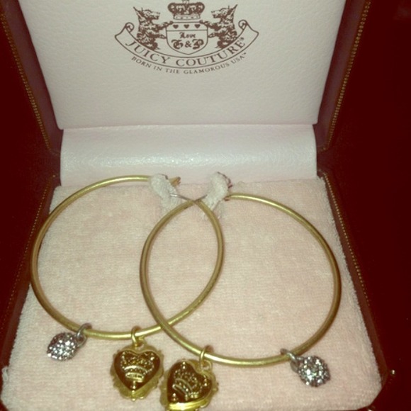 ❌❌Sold❌❌Juicy Couture hoops