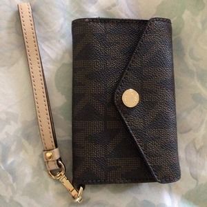 MK iPhone5 Wallet