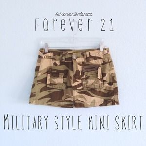 Forever 21 military style mini skirt
